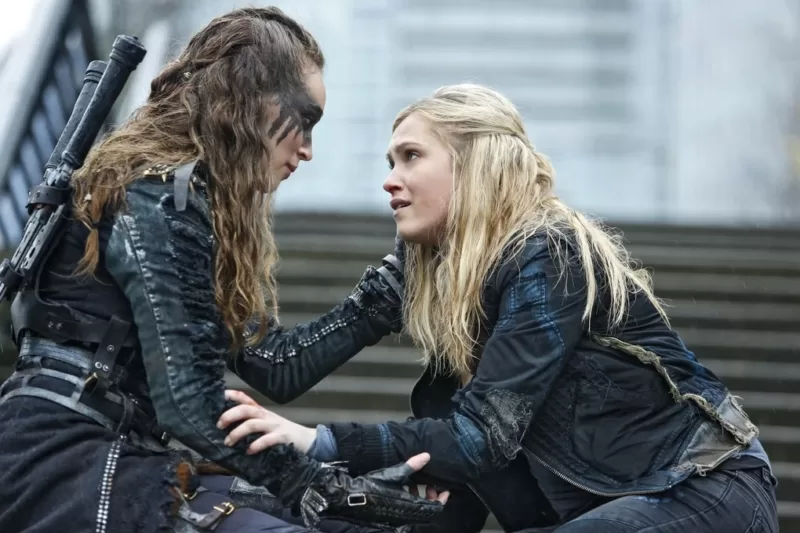 Clarke and Lexa comfort one another in THE 100.